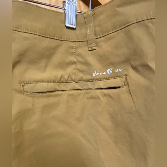 Eddie Bauer‎ Mustard color Shorts - Picture 6 of 9